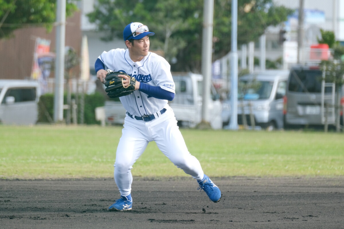 中日の京田陽太は打撃不振に加えて守備でミスを犯し試合中に2軍落ちを告げられ名古屋へ強制送還された(資料写真・黒田史夫)