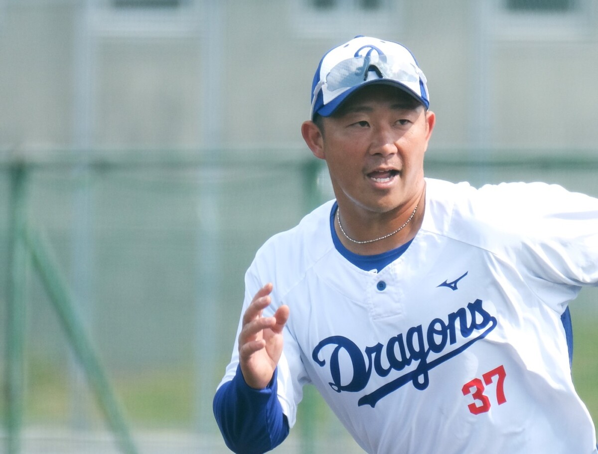 難攻不落の山本から古巣に恩返しの決勝タイムリーを放った三ツ俣(資料写真・黒田史夫)