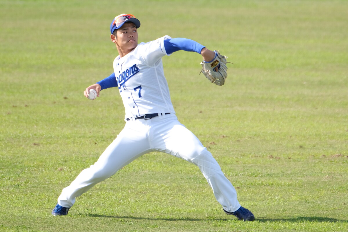 中日の根尾が広島戦で二刀流デビュー。150キロをマークして1イニングを1安打無失点に抑えた(資料写真・黒田史夫)