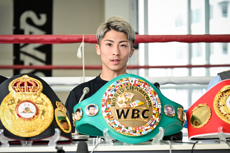 ライバルのドネアを2回TKOで倒して3団体統一王者となった井上尚弥が一夜明け会見(写真・山口裕朗)
