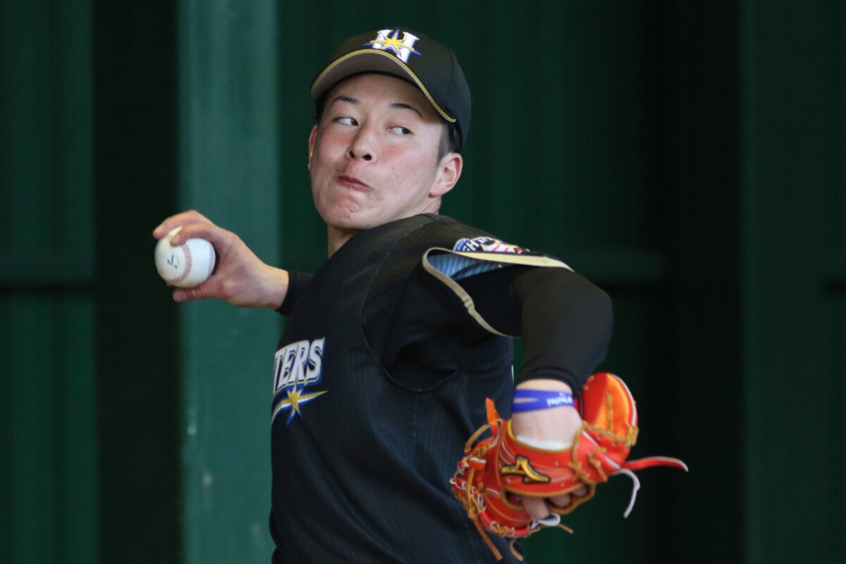 日ハム吉田輝星が思い出の甲子園で初先発したが、大山の3ランを含む3回4失点のホロ苦KOとなった(資料写真・黒田史夫)