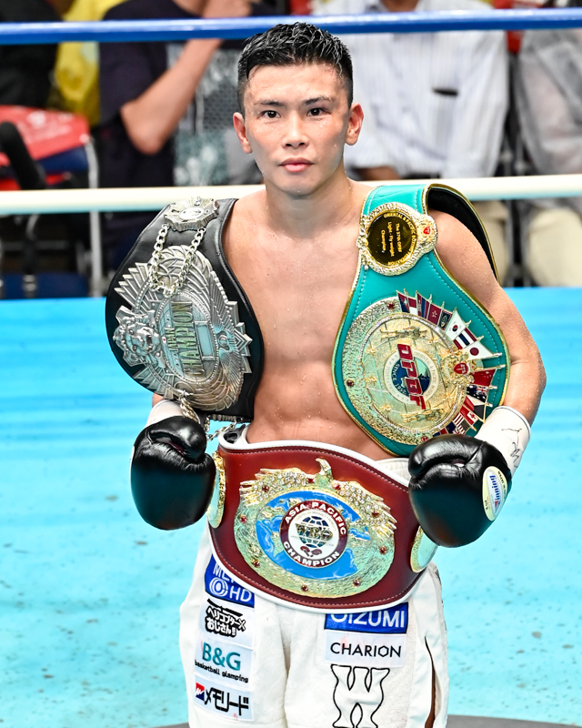 ライトフライ級のWBOアジアパシフィック、OPBF東洋太平洋、日本の”3冠王者”である岩田翔吉。「最も世界に近い男」だ(写真・山口裕朗)