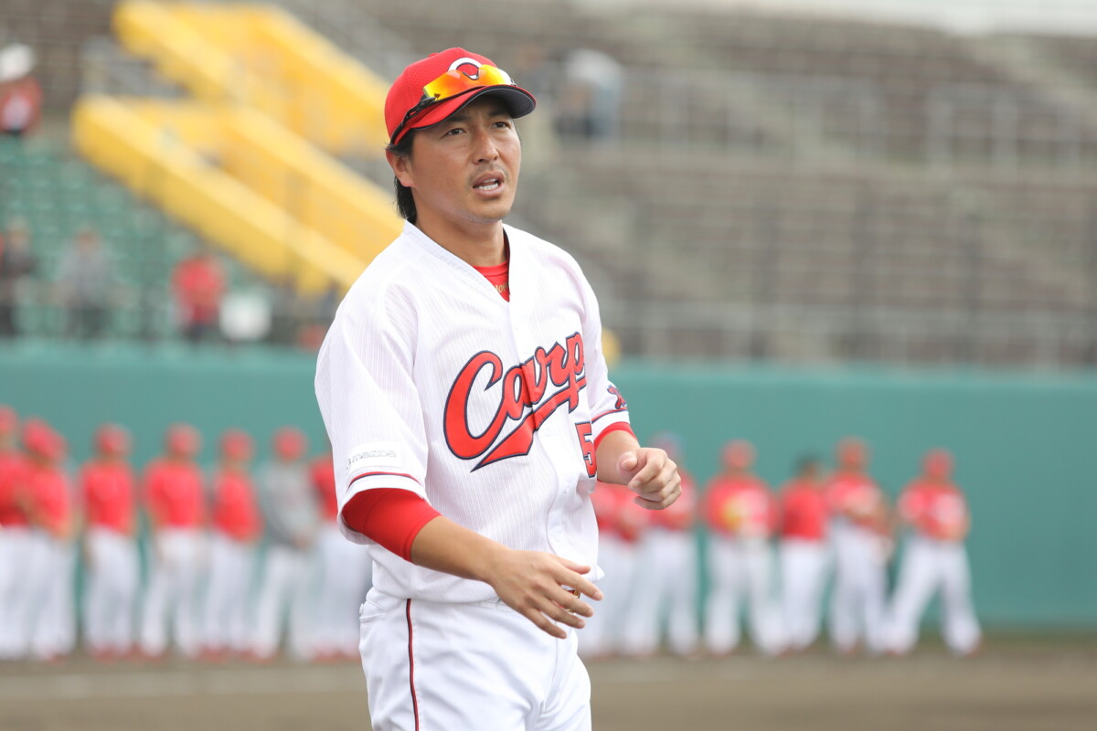 カープの長野が古巣の巨人を相手に1号ソロ&2号満塁弾の大活躍(資料写真・黒田史夫)