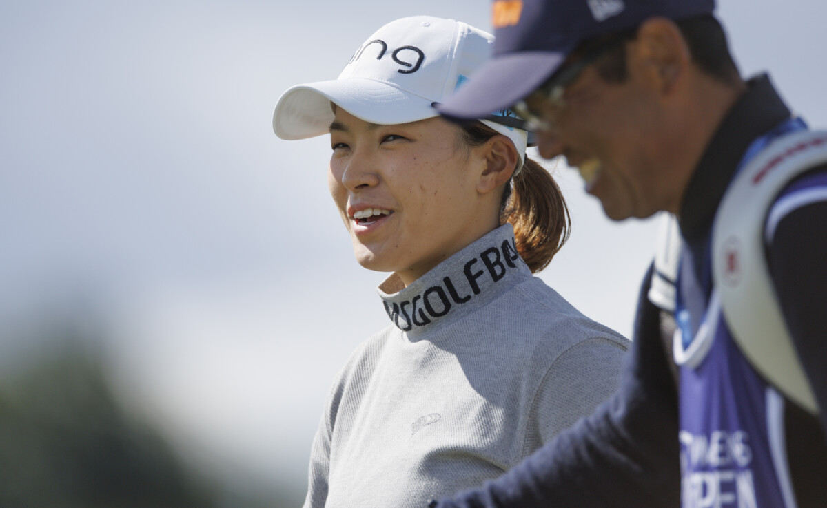 3年前Vの全英女子OP初日で渋野日向子が6アンダーで単独首位スタート (写真:PA Images/アフロ)